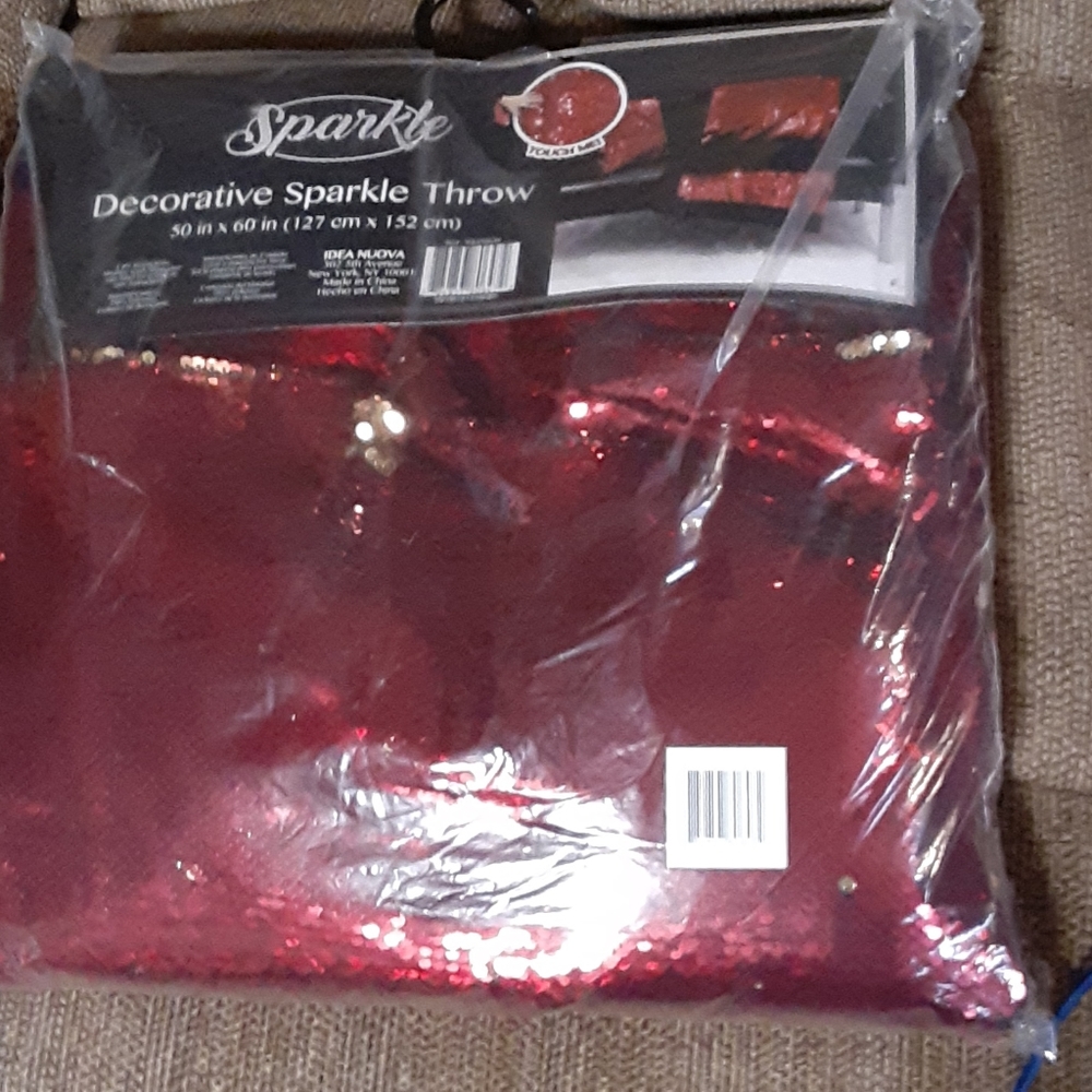 Decorative Sparkle Throw